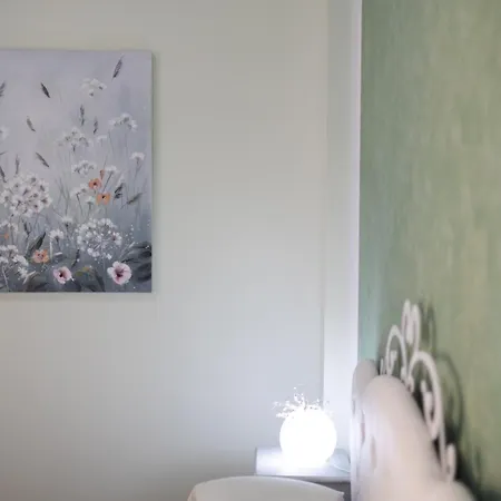 Apartment And Colorful Apartment!